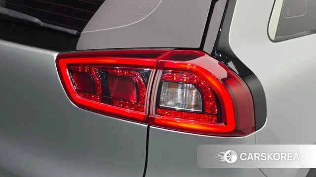 Kia Niro id 4988564 из Кореи 15