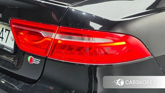 Jaguar XE id 4998417 из Кореи 15