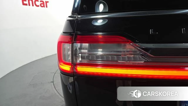 Lincoln Navigator 4th generation id 4992311 из Кореи 15