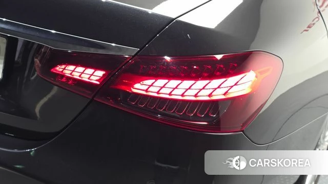 Mercedes-Benz E-Class W213 id 5053764 из Кореи 15
