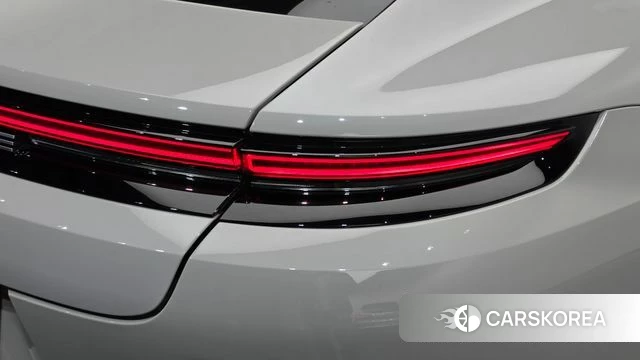 Porsche Panamera (976) id 5021112 из Кореи 15