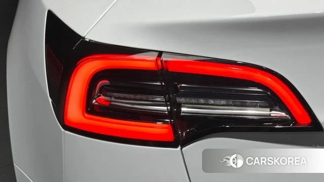 Tesla Model 3 id 4898902 из Кореи 15