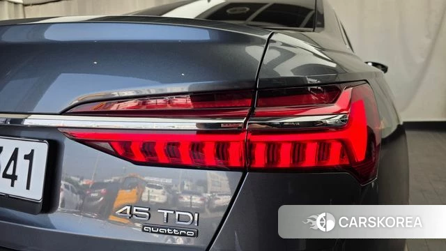 Audi A6 (C8) id 4930401 из Кореи 15
