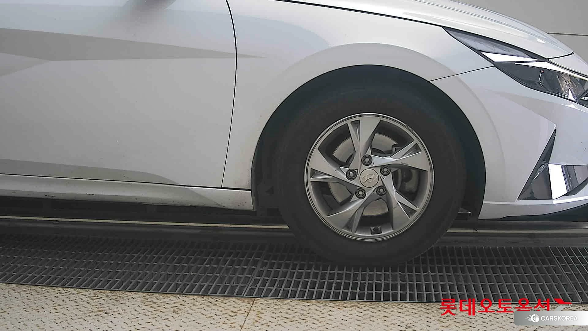 Hyundai Avante id 4984579 из Кореи 15