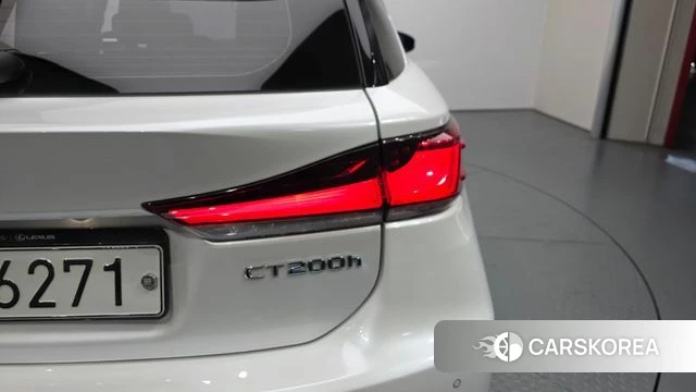 Lexus CT200h id 4944349 из Кореи 15