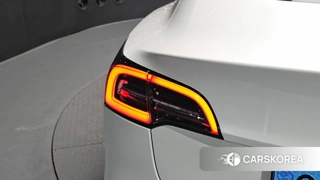 Tesla Model 3 id 4703058 из Кореи 16