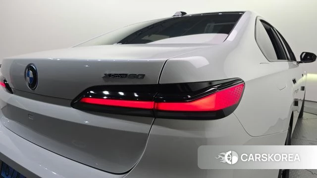 BMW i7 (G70) id 4995429 из Кореи 15