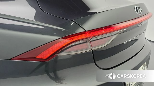 Hyundai The New Grandeur IG Hybrid id 5041472 из Кореи 15