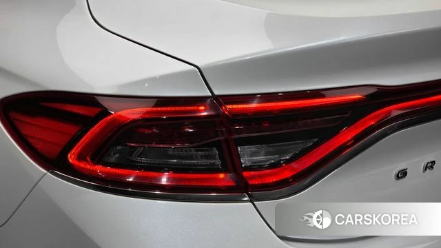 Hyundai Grandeur IG id 5018859 из Кореи 15