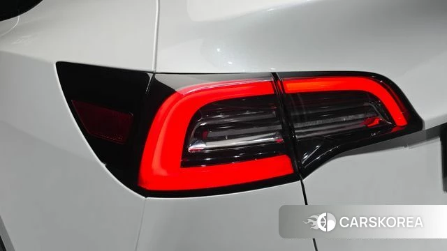 Tesla Model Y id 4965872 из Кореи 15