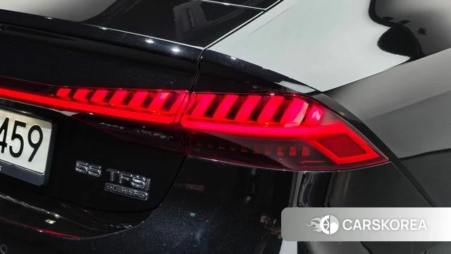 Audi A7 (4K) id 5027646 из Кореи 15