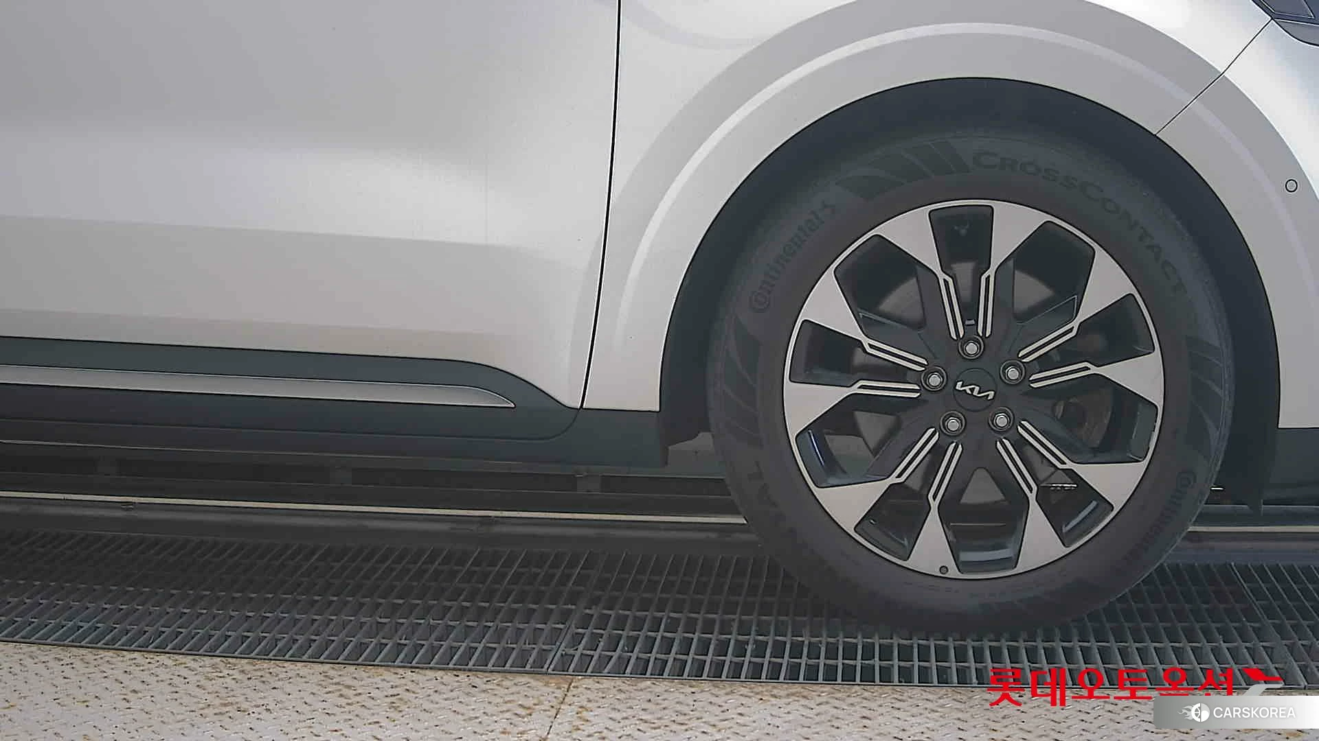 Kia Carnival id 4990044 из Кореи 15