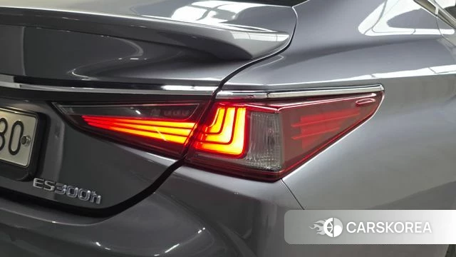 Lexus ES300h 7th generation id 4959784 из Кореи 15