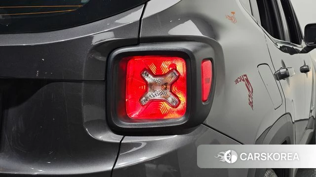 Jeep Renegade id 4929708 из Кореи 15