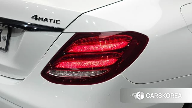 Mercedes-Benz E-Class W213 id 4983316 из Кореи 15