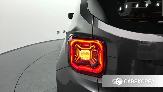 Jeep Renegade id 5023275 из Кореи 15