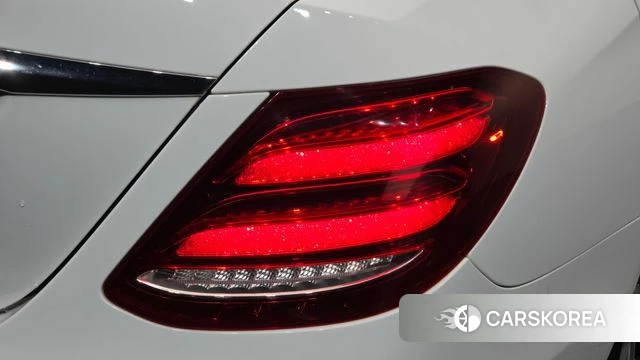 Mercedes-Benz E-Class W213 id 5018815 из Кореи 15