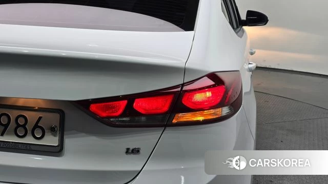 Hyundai Avante AD id 5029338 из Кореи 15