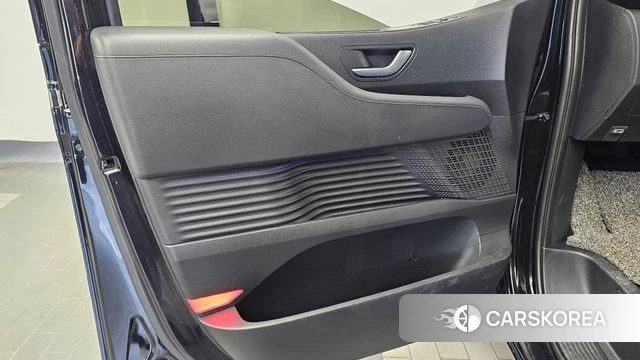Hyundai Staria id 5040300 из Кореи 15