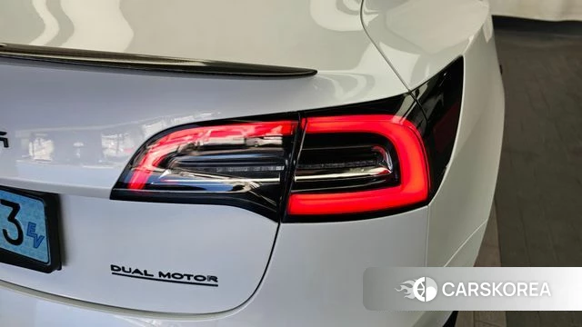 Tesla Model 3 id 4854705 из Кореи 15
