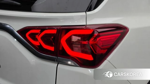 Ssangyong Beautiful Korando id 4998364 из Кореи 15