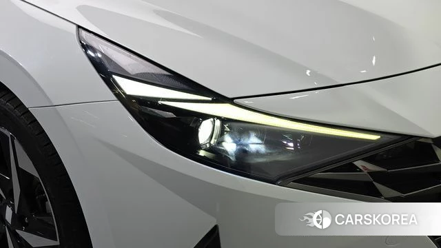 Hyundai Avante Hybrid (CN7) id 5013118 из Кореи 15