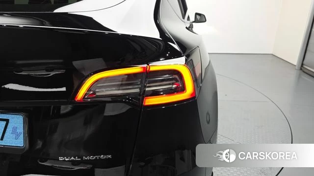 Tesla Model Y id 4898097 из Кореи 15