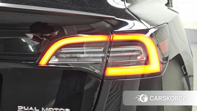 Tesla Model 3 id 4429572 из Кореи 15