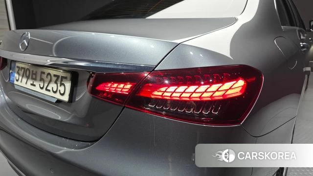 Mercedes-Benz E-Class W213 id 4997182 из Кореи 15