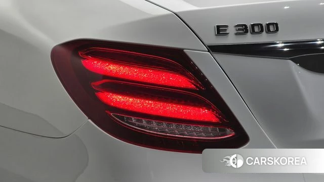 Mercedes-Benz E-Class W213 id 4977754 из Кореи 15