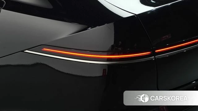 Hyundai Grandeur Hybrid (GN7) id 5039844 из Кореи 15