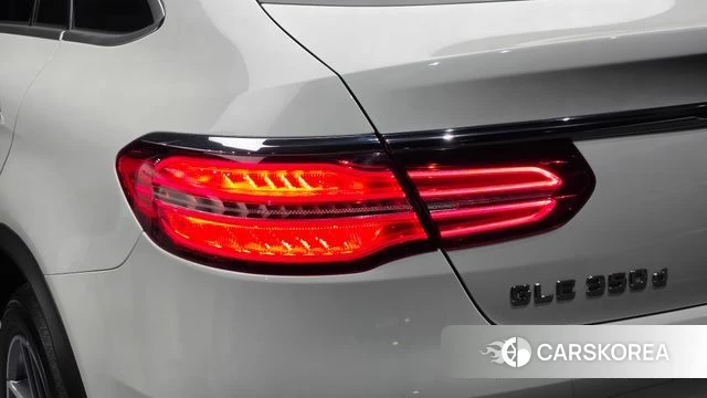 Mercedes-Benz GLE - Class W166 id 5004486 из Кореи 15