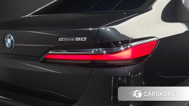 BMW i7 (G70) id 5011697 из Кореи 15