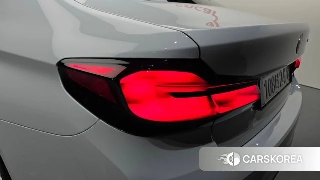 BMW 5 Series (G30) id 5035000 из Кореи 15