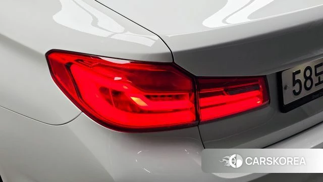 BMW 5 Series (G30) id 4988461 из Кореи 15