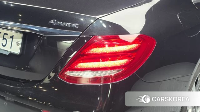 Mercedes-Benz E-Class W213 id 5019061 из Кореи 15