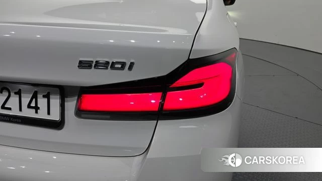 BMW 5 Series (G30) id 4768466 из Кореи 15