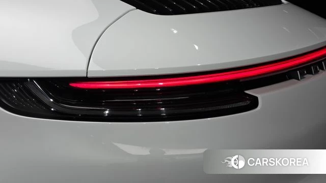 Porsche 911(992) id 5018273 из Кореи 15