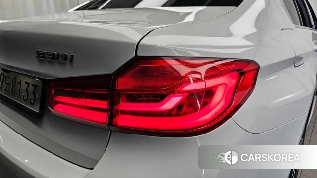 BMW 5 Series (G30) id 4987785 из Кореи 15