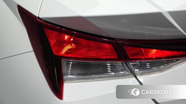 Hyundai Avante Hybrid (CN7) id 5012032 из Кореи 15