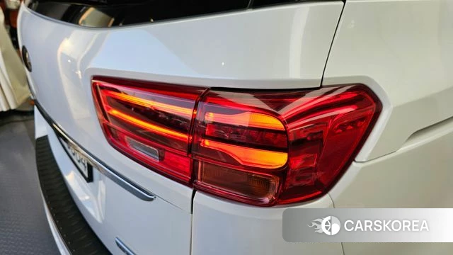 Kia The New Carnival id 5048418 из Кореи 15