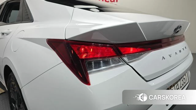 Hyundai Avante Hybrid (CN7) id 5052686 из Кореи 15