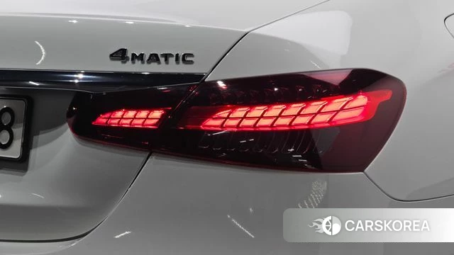 Mercedes-Benz E-Class W213 id 5003496 из Кореи 15