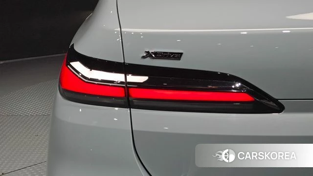 BMW 7 Series (G70) id 4995967 из Кореи 15