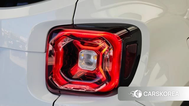 Jeep Renegade id 4769445 из Кореи 15