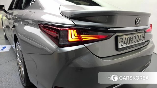 Lexus ES300h 7th generation id 4958062 из Кореи 15