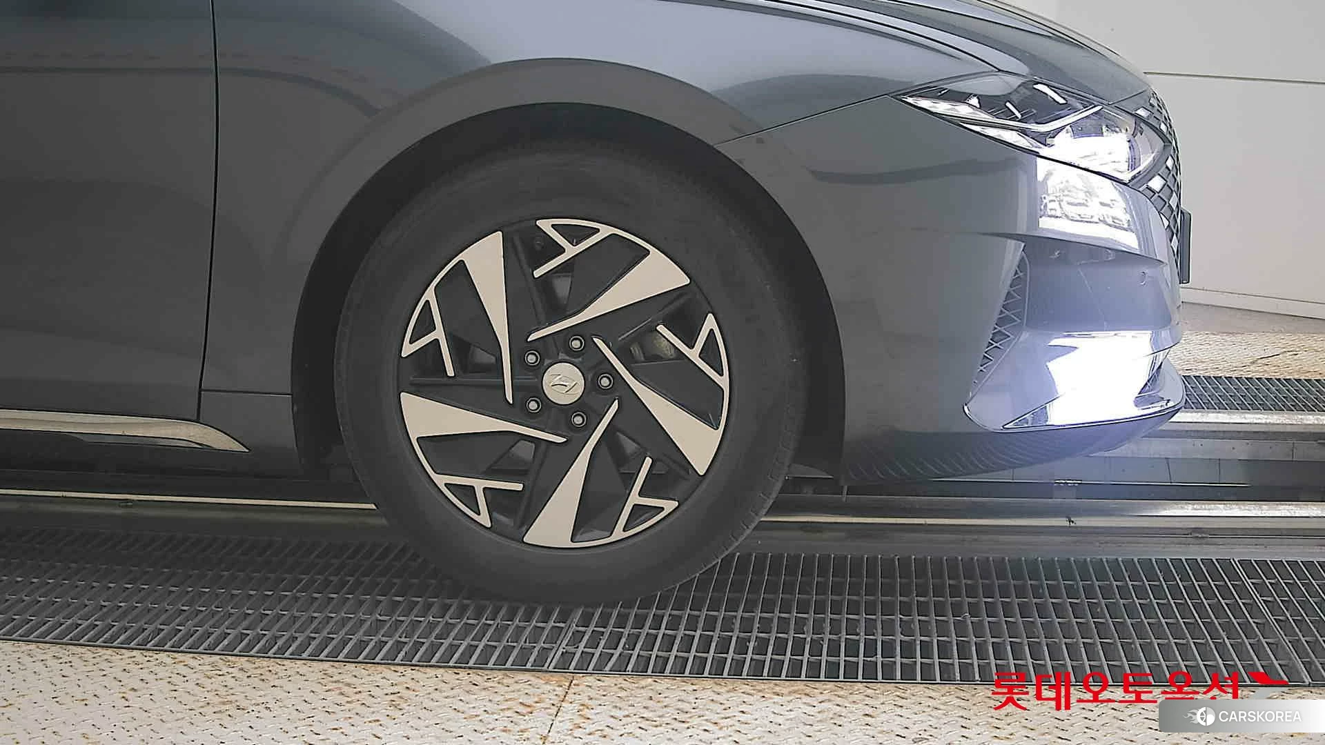 Hyundai Grandeur Hybrid id 4990061 из Кореи 15