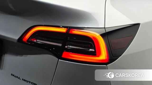 Tesla Model Y id 5012452 из Кореи 15