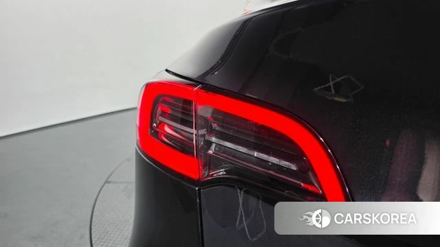 Tesla Model Y id 4710702 из Кореи 15