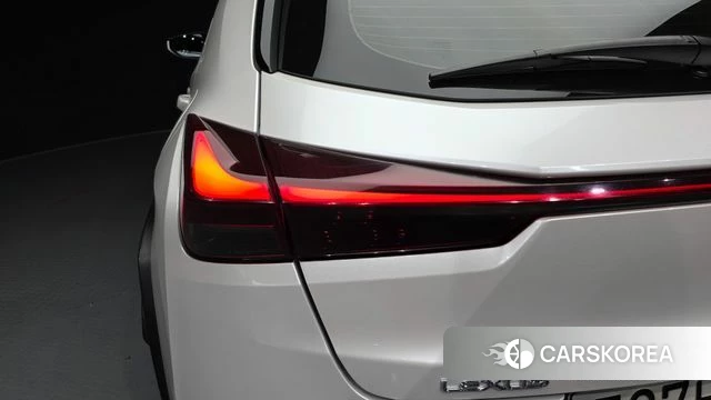 Lexus UX250h id 4918422 из Кореи 15